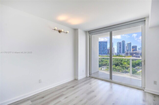 Building Photo - 4250 Biscayne Blvd