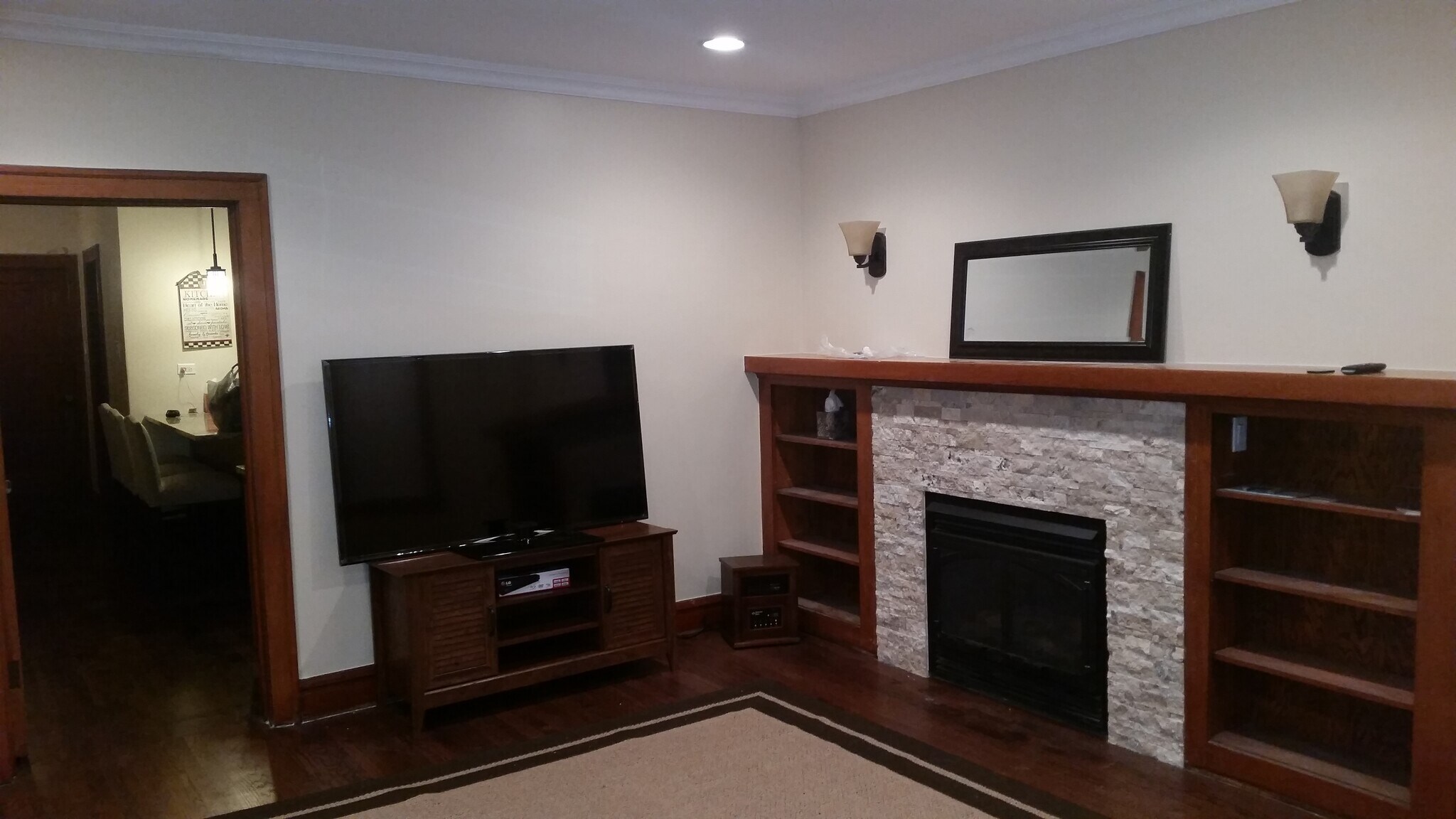 Living room - 4149 N Marmora Ave