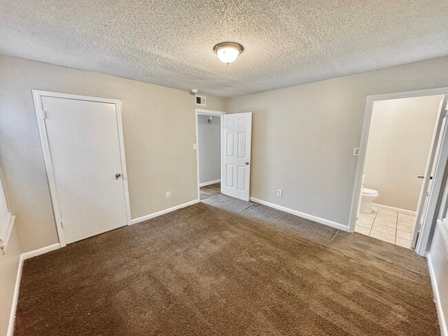 Building Photo - 5151 Corkwood Dr