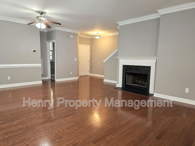 Building Photo - 1624 Legendary Ln