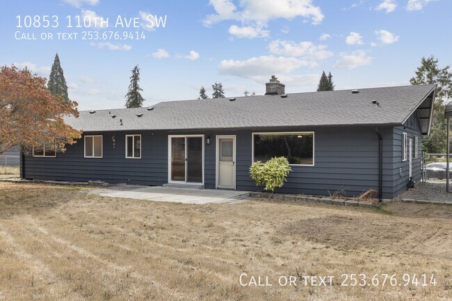 Building Photo - 10853 110th Ave SW
