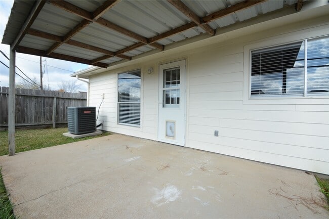 Building Photo - 12331 Westwold Dr