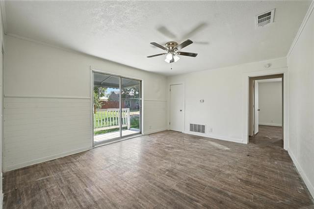 Building Photo - 504 Bonham St