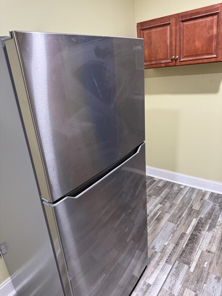 NEWLY RENOVATED KITCHEN - 416 Sycamore St