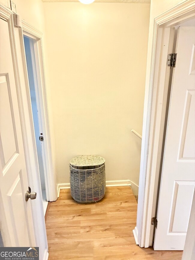 Building Photo - 1859 Williams Ave