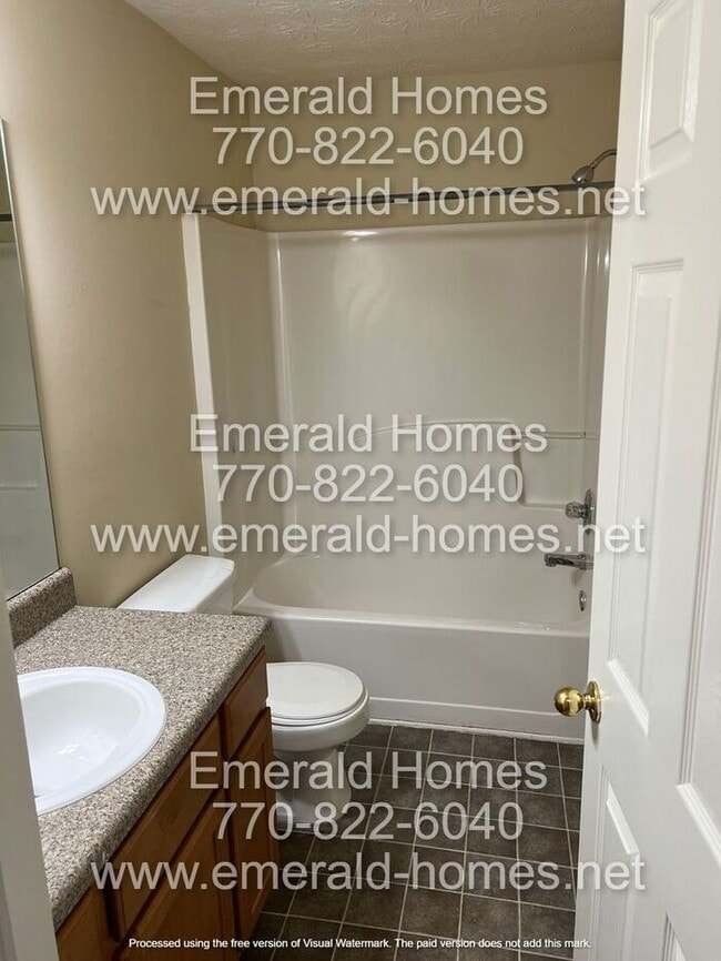 Building Photo - Now Ready!!! 3 bedroom home in sought out Austell city!!!