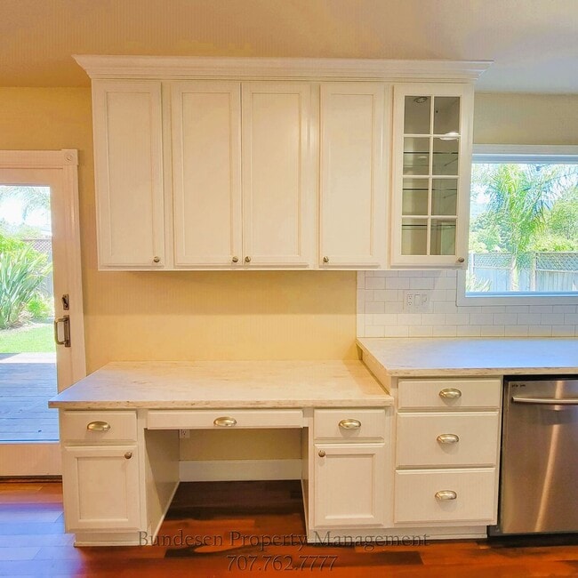 Building Photo - 1464 Georgia Ct