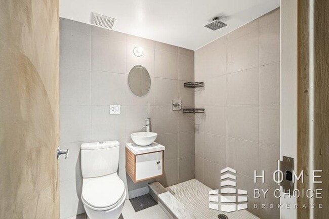 Building Photo - 1 bedroom in Brooklyn NY 11211