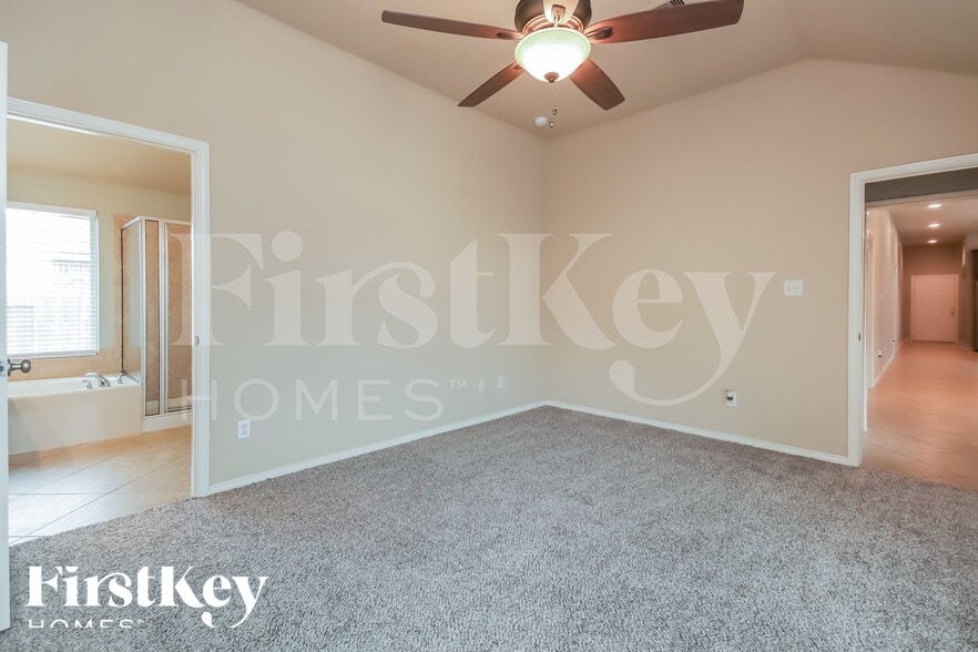 Building Photo - 4127 Ponderosa Hills Ln