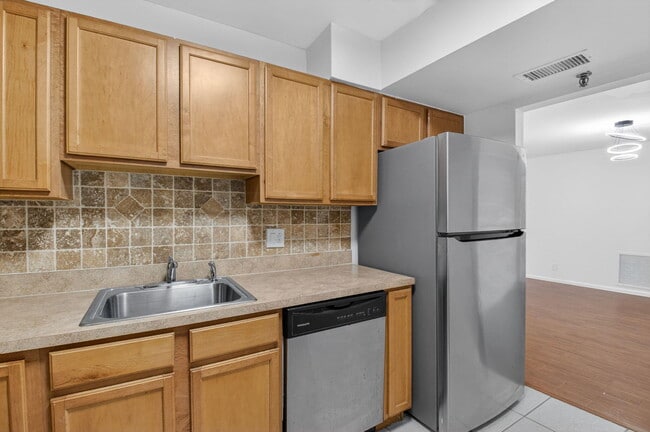 Building Photo - 5260 NW 2nd Ave