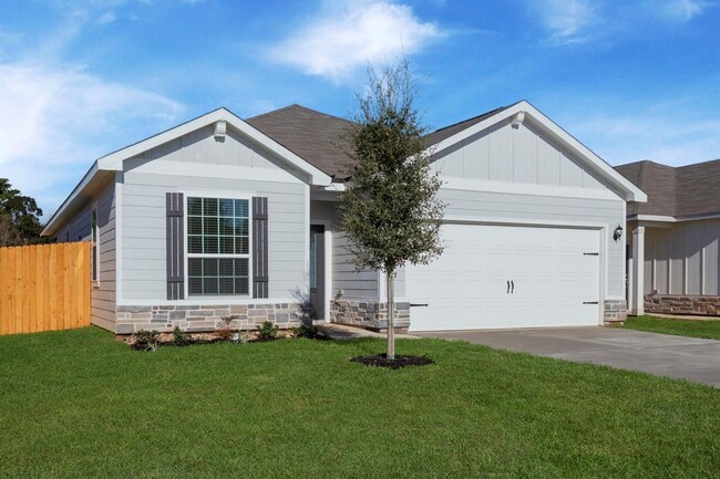 Building Photo - 15403 Maple Ter Dr