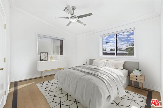 Building Photo - 2017 S Centinela Ave