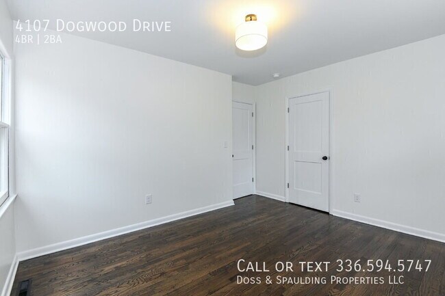 Building Photo - 4107 Dogwood Dr