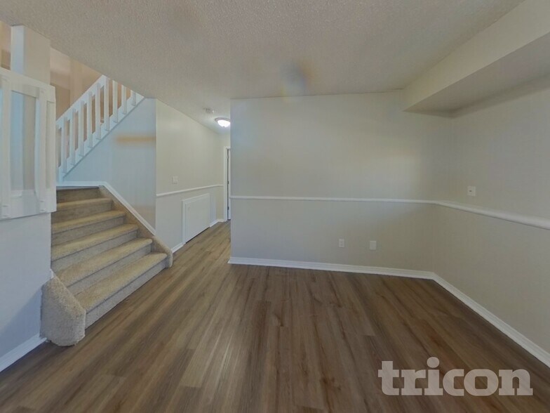 Building Photo - 3340 Bridgewater Dr