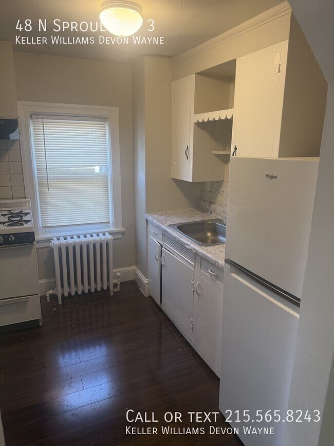 Building Photo - 48 N Sproul Rd