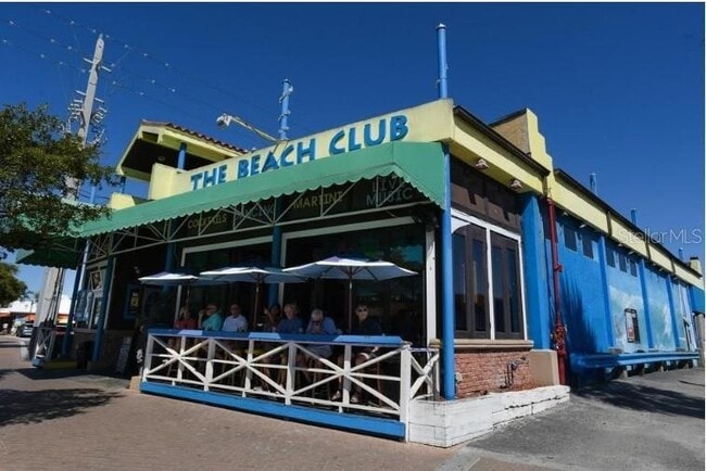 Building Photo - 1308 Old Stickney Point Rd