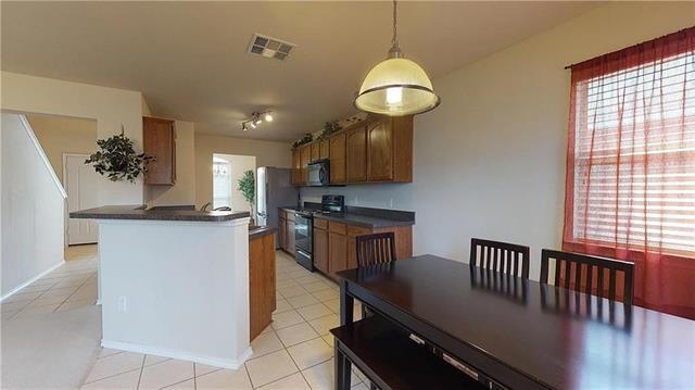Building Photo - 9948 Southgate Dr