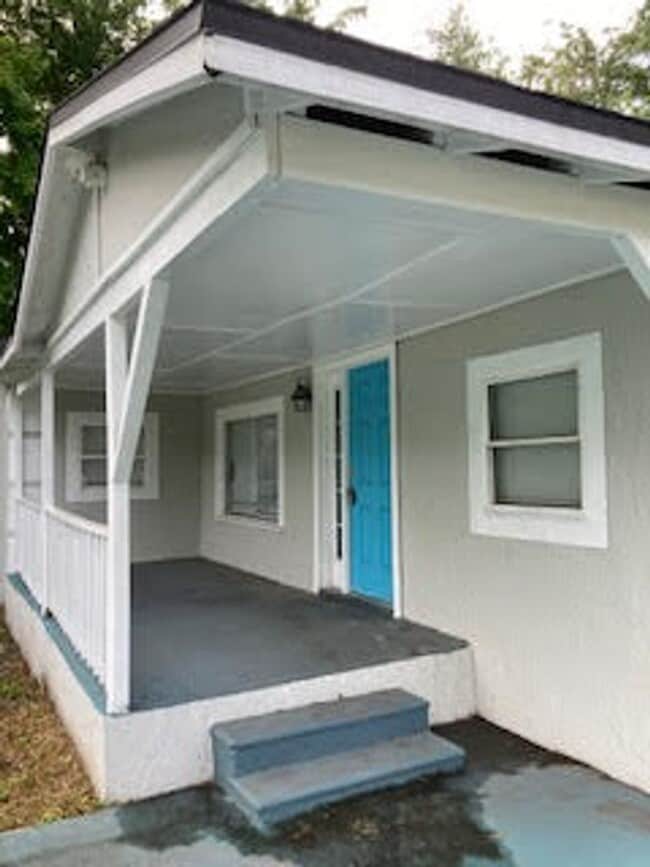 Building Photo - 5436 Cliff St