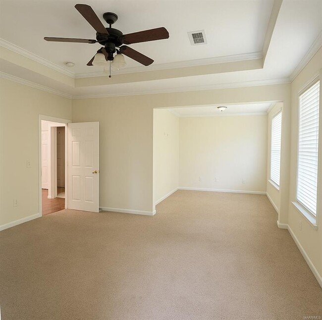 Building Photo - 103 Pine Grove Dr