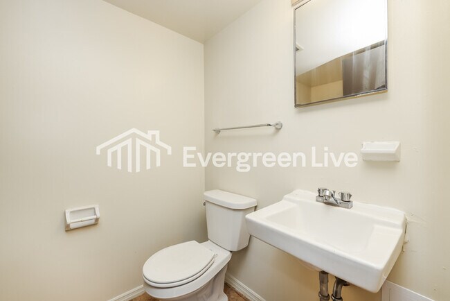 Building Photo - 7560 Mt Hood