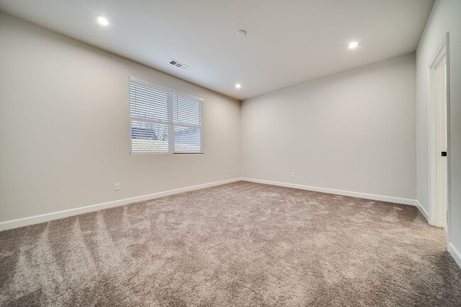Building Photo - 4296 Socata Ct