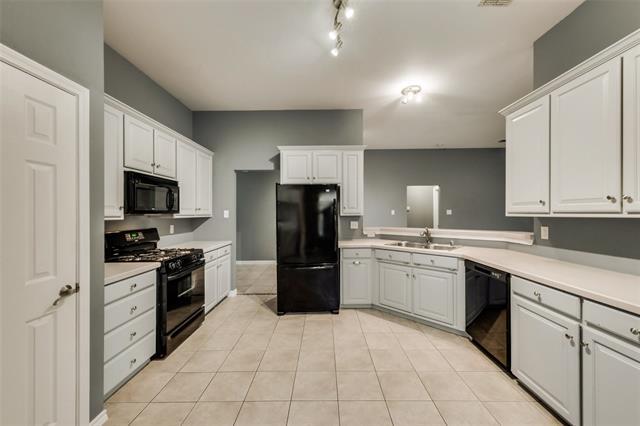 Building Photo - 4403 New Meadow Dr