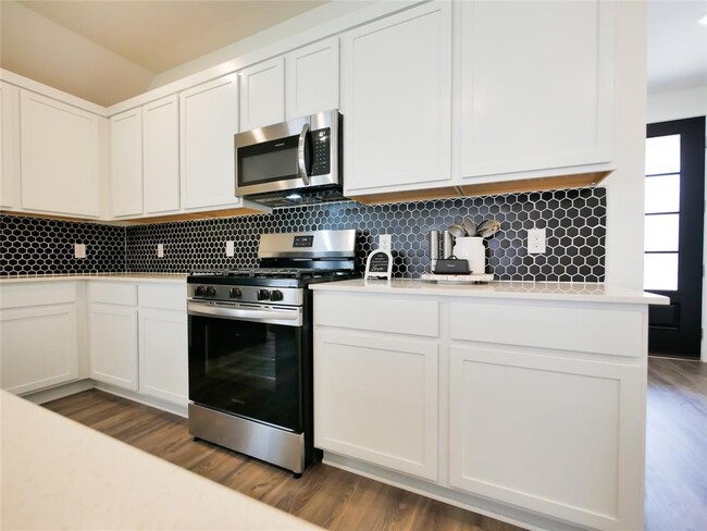 Building Photo - 27230 Henley Rdg Dr