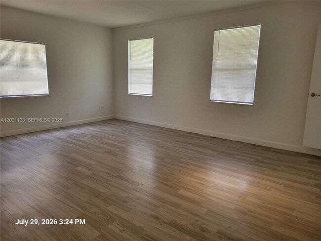 Building Photo - 13220 SW 99th Pl