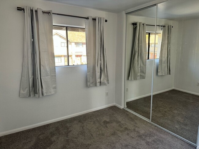 Building Photo - UPDATED 3BR/1.5BA CONDO in ALPINE availabl...