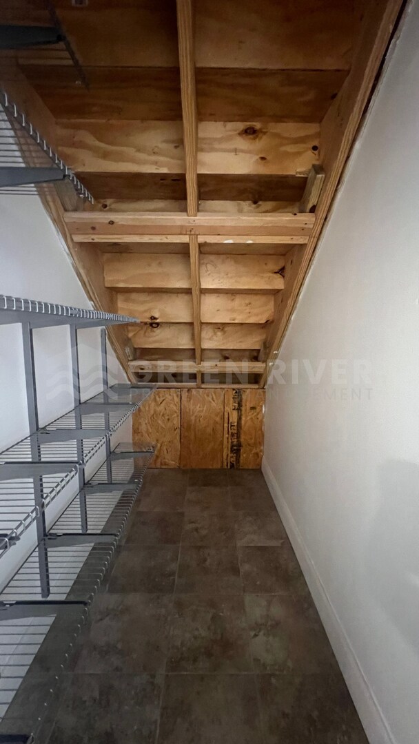 Building Photo - Amazing 4 bedroom home with St Johns River Views Available Now!