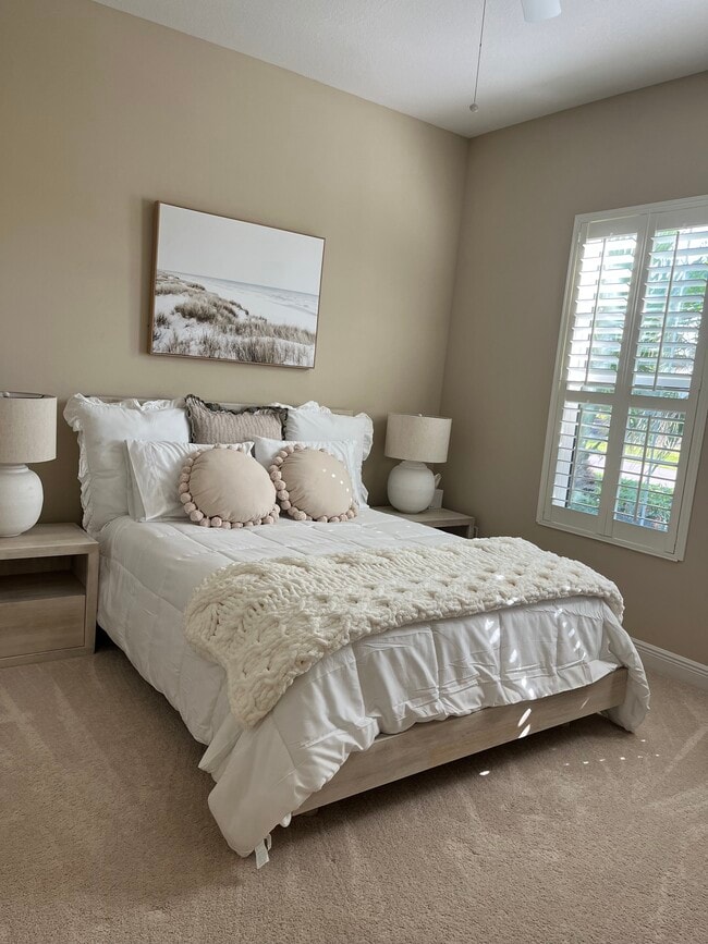 Building Photo - 10812 Trophy Dr