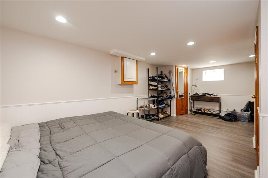 Building Photo - 48 Davison Pl