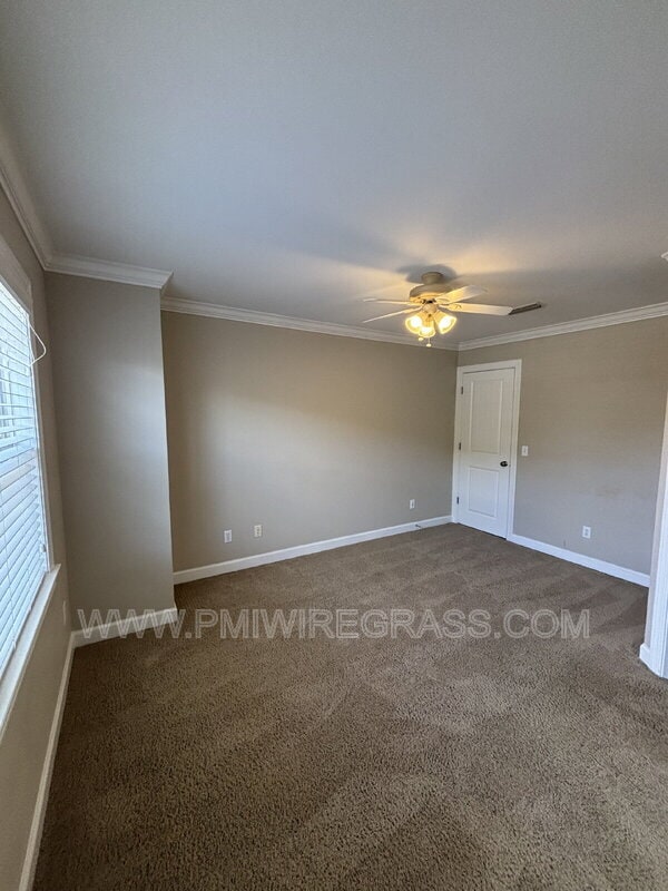 Building Photo - 229 Charleston Dr