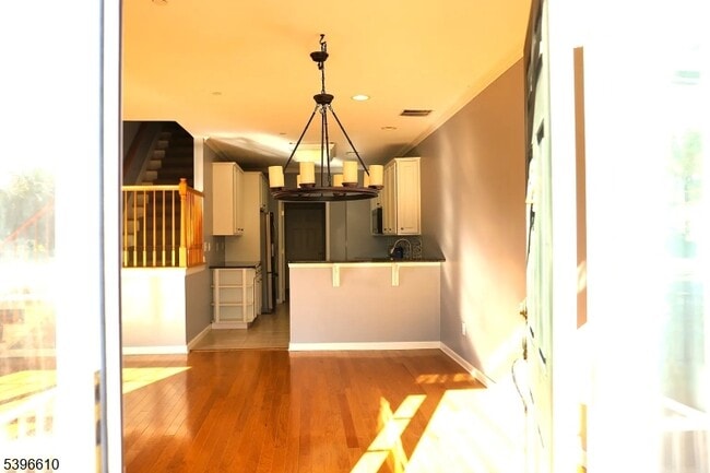 Building Photo - 5 Liberty Way