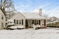 Building Photo - 7400 Hickman St