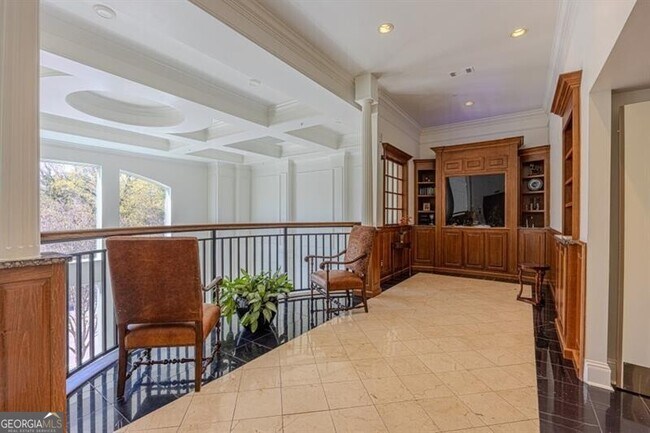 Building Photo - 3275 Lenox Rd NE