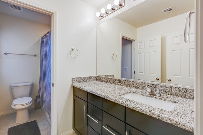 Building Photo - HOUSING CHOICE VOUCHER APPROVED! Beautiful Corner Home in Henderson – Built in 2021!