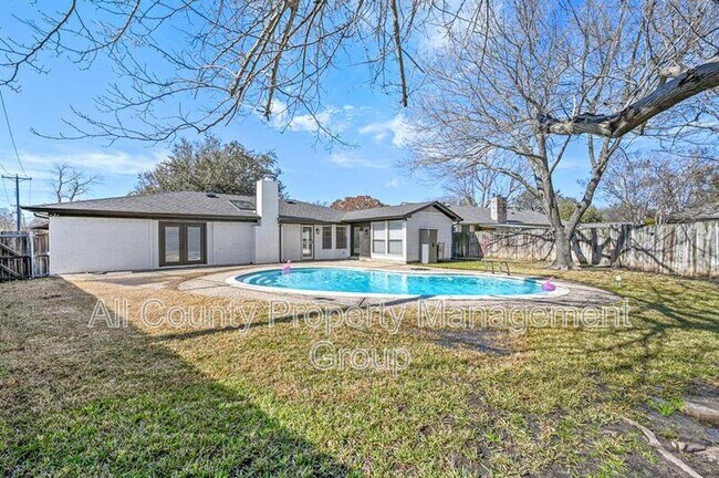 Building Photo - 3108 Shady Brook Dr