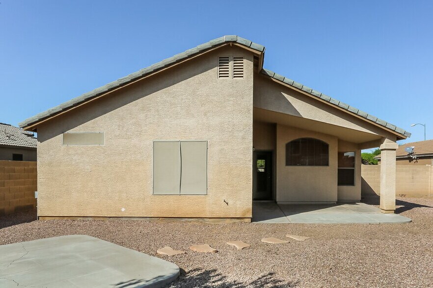 Building Photo - 13413 W Port Au Prince Ln