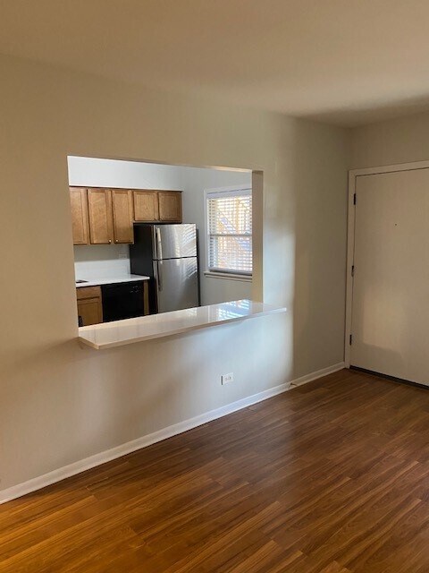 Building Photo - 162 N Humphrey Ave