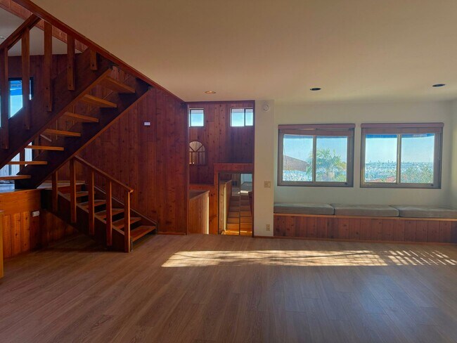 Building Photo - Welcome to Your Stunning Point Loma Home with Panoramic Ocean, Harbor, and Downtown Views!