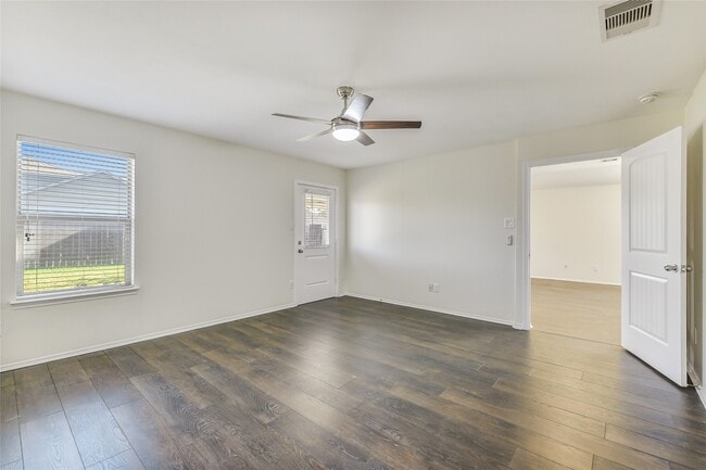 Building Photo - 2023 Louetta Mist Dr