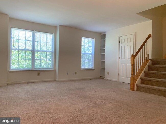 Building Photo - 10031 Gander Ct