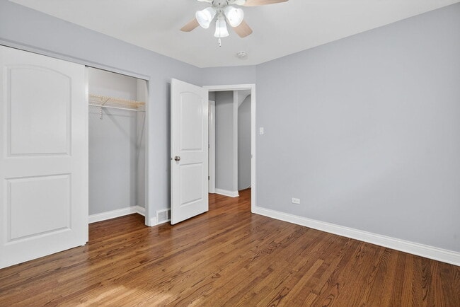 Building Photo - 15 S Waiola Ave