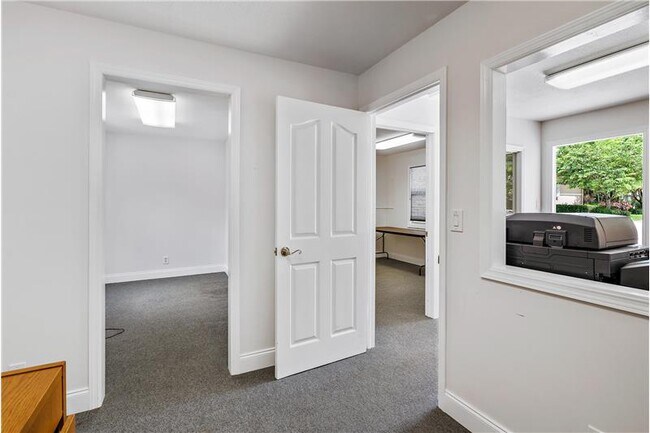 Building Photo - 7480 150th Ct N