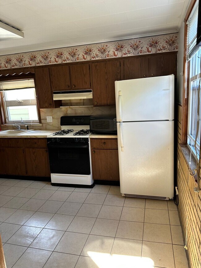 Building Photo - 181 Avenue C