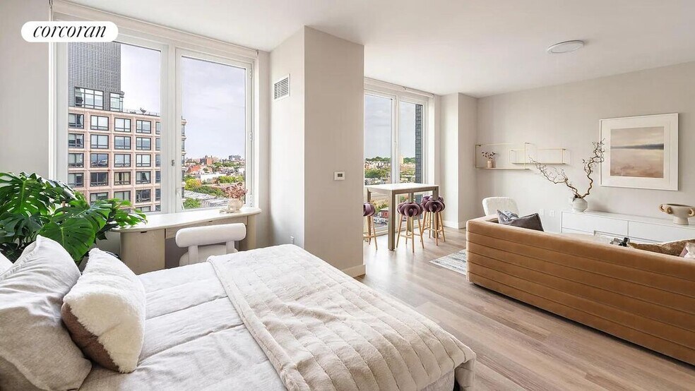 Building Photo - 595 Dean St