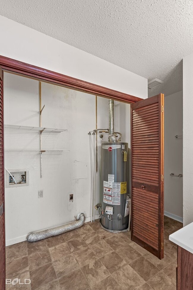 Building Photo - 6863 Washington Ln