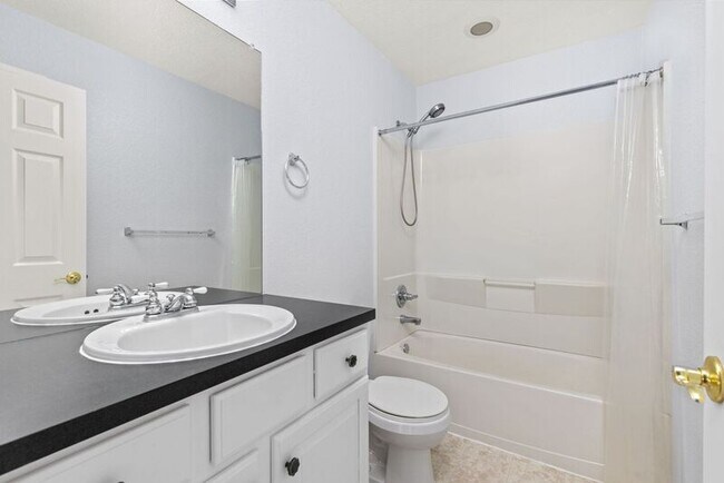 Building Photo - 2874 Syracuse Ct