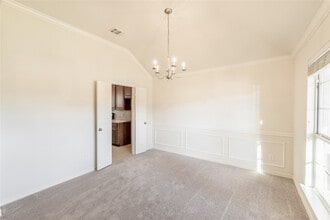 Building Photo - 1627 Balboa Ln